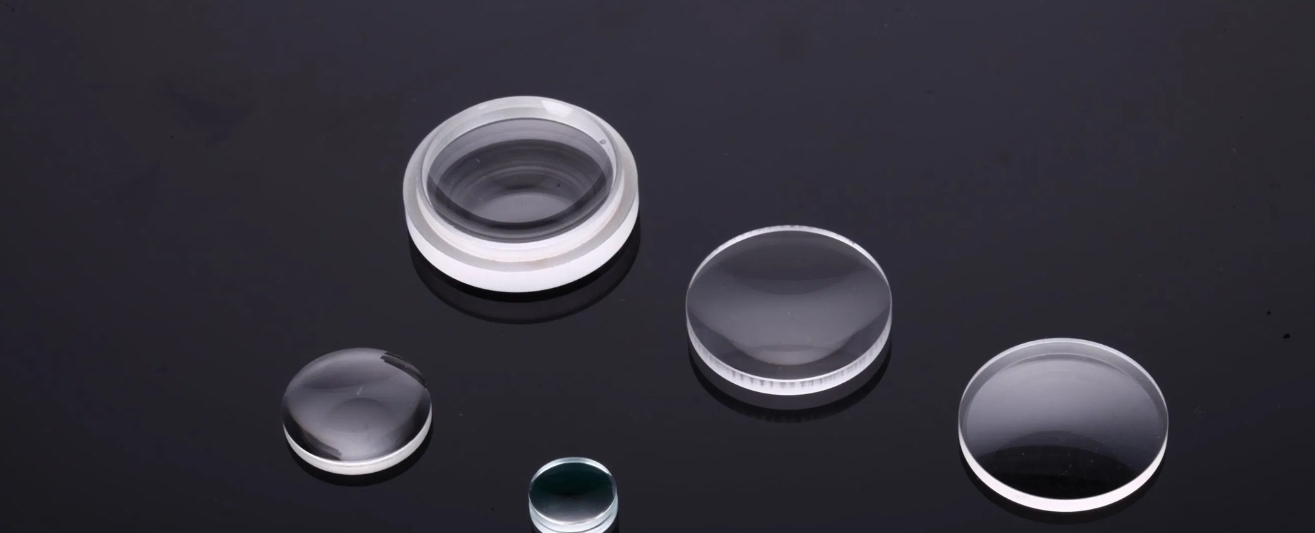 ��ϵĦ������